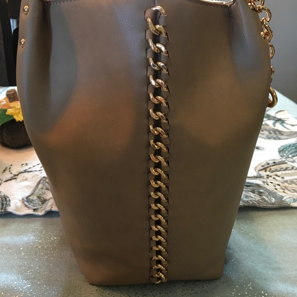 BRAND NEW Bebe Colette Tote. NEVER USED - Picture 3 of 4